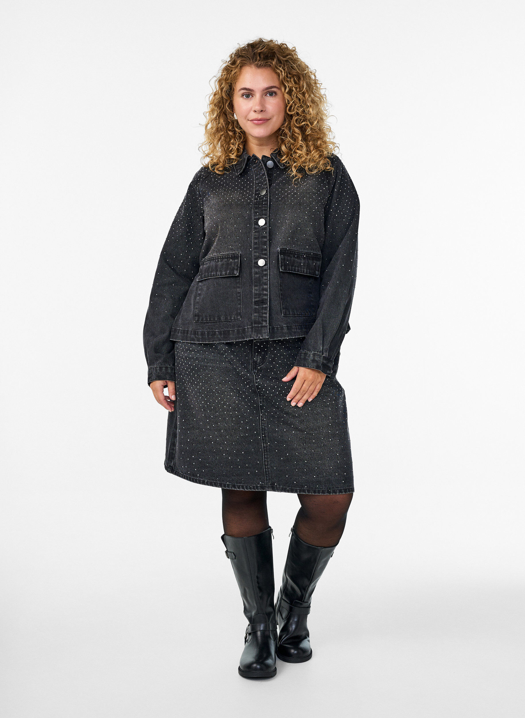 Zizzi Lyhyt farkkuhame strassikivill&auml;, Harmaa, Model image number 0