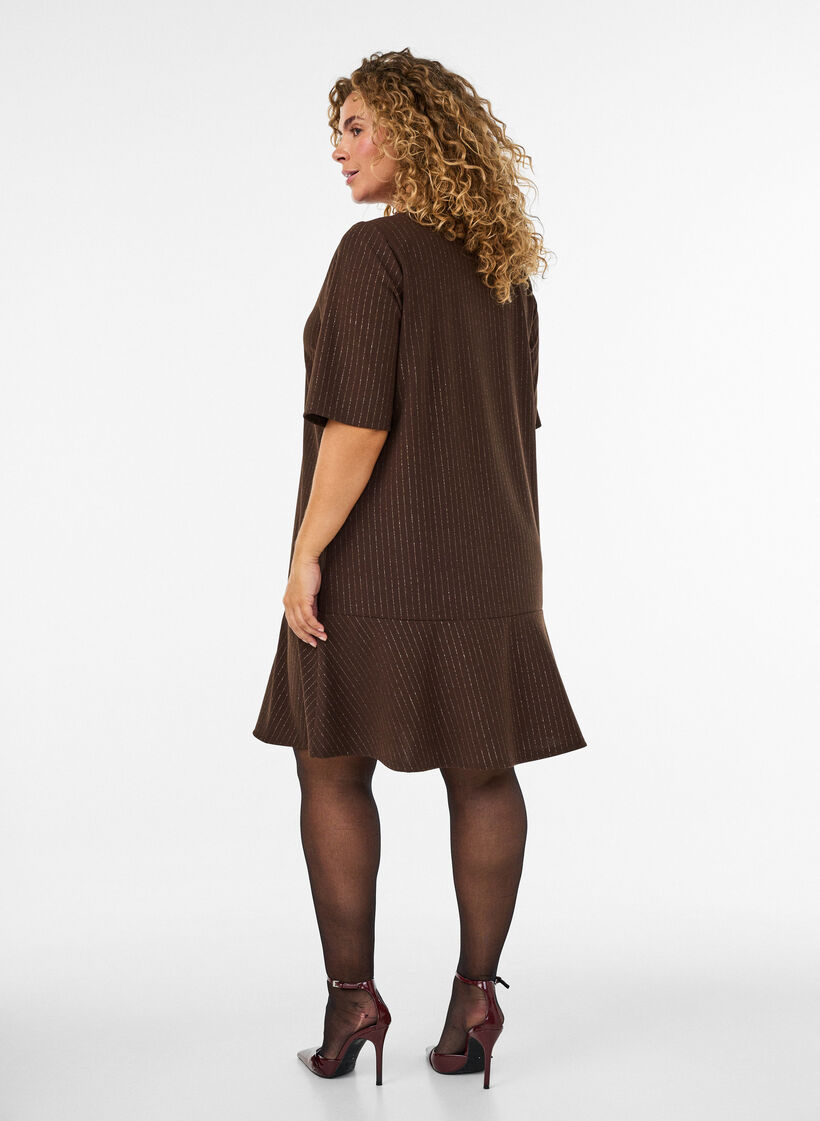 Lyhyt A-linjainen mekko kimalteraidoilla, Ruskea, Model image number 2