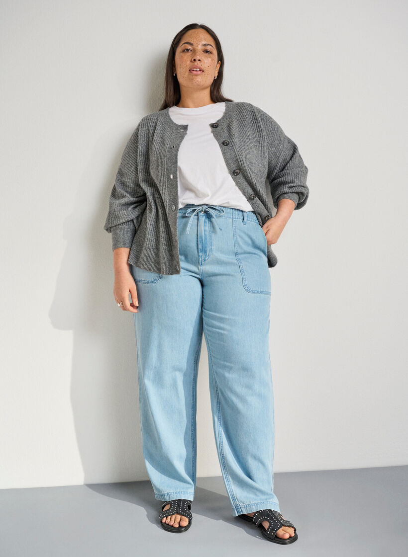 Matalat sandaalit niiteill&auml;, Musta, Image image number 0