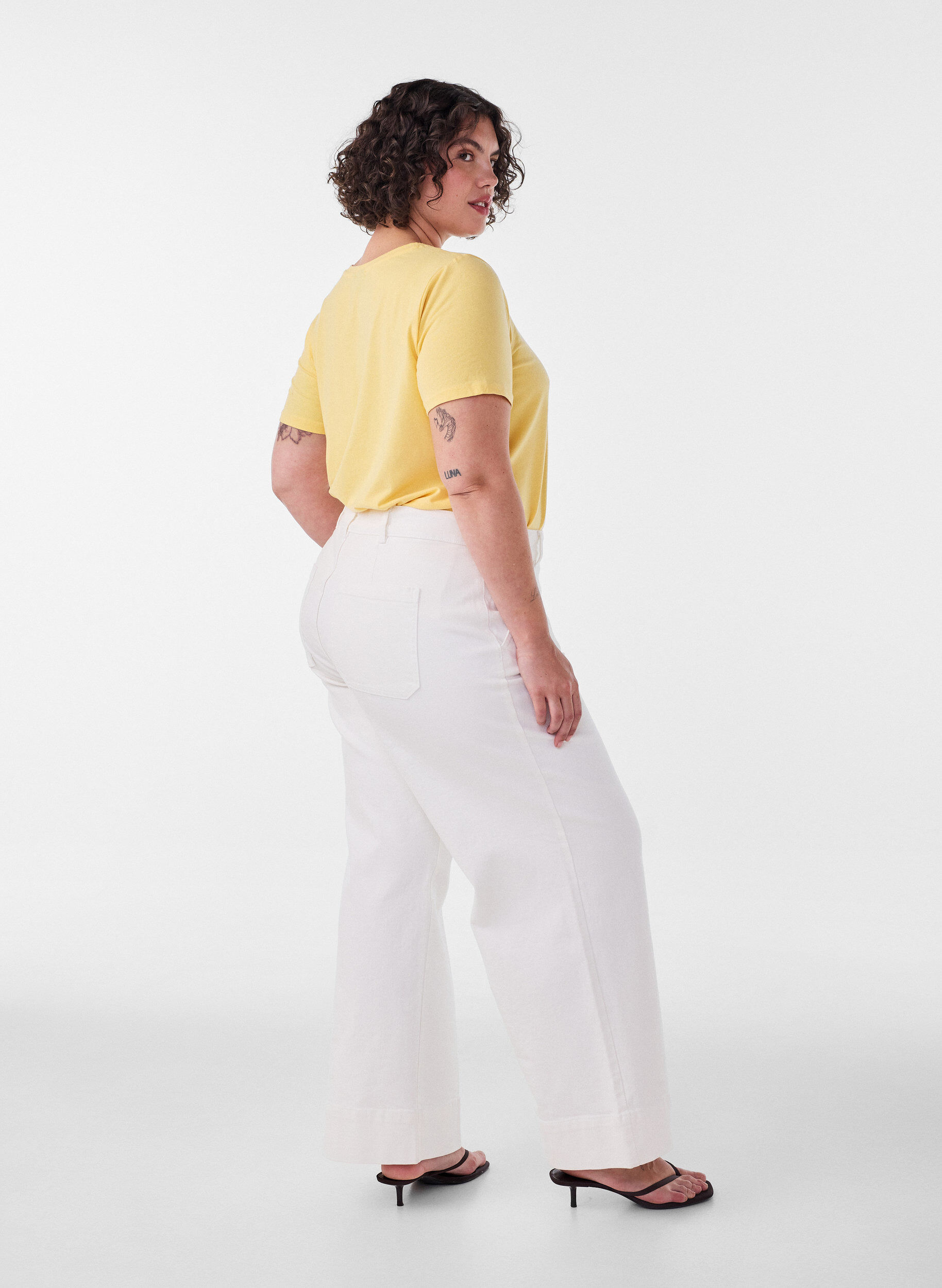 ZizziYksiv&auml;rinen perus t-paita puuvillasta, Keltainen, Model image number 2