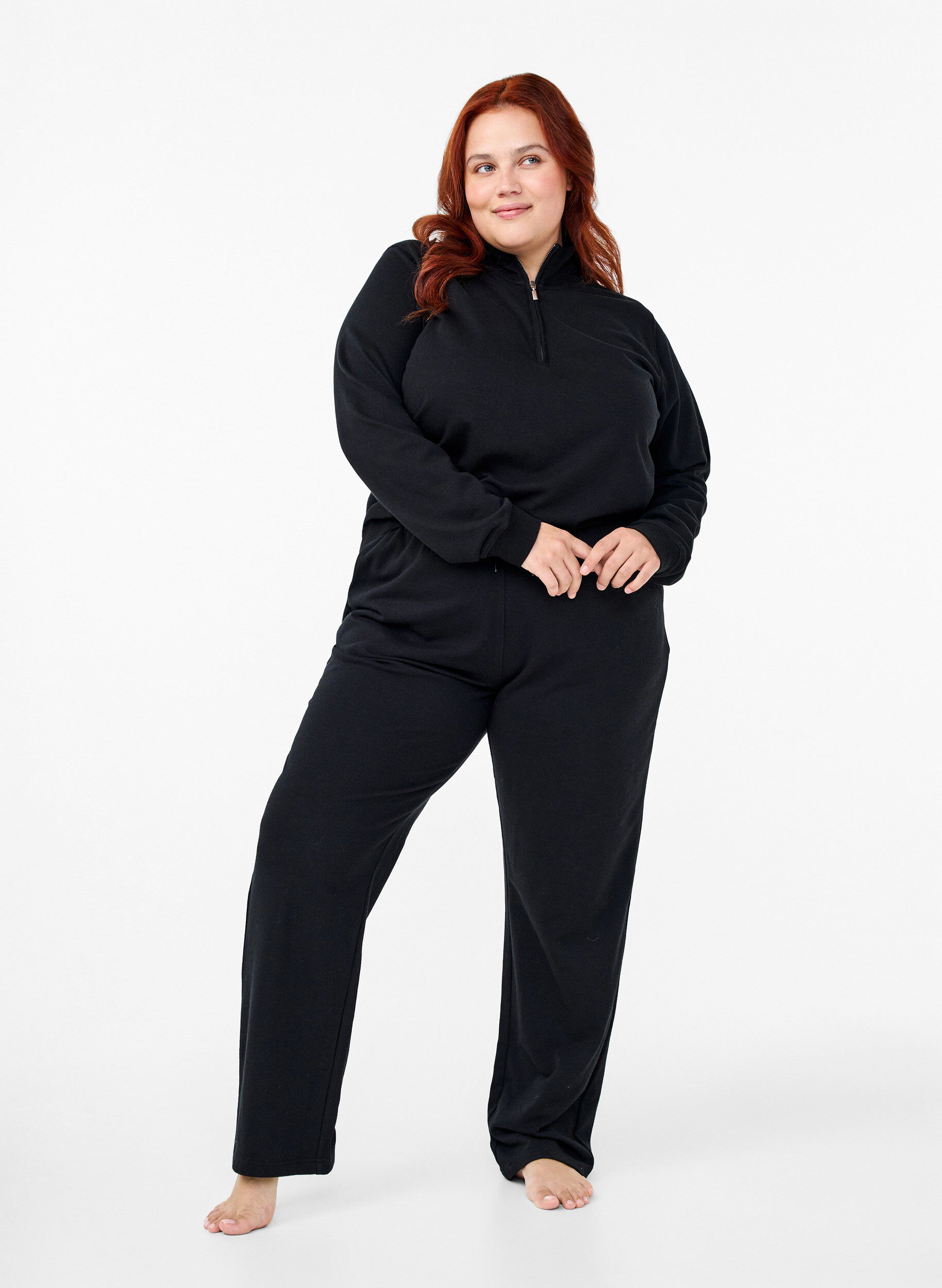 Zizzi Korkeakauluksinen vetoketjullinen collegepusero, Musta, Model image number 1