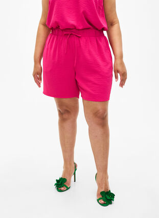 Shortsit, joissa on taskut ja joustava vyötärönauha, Pink Peacock, Model image number 2