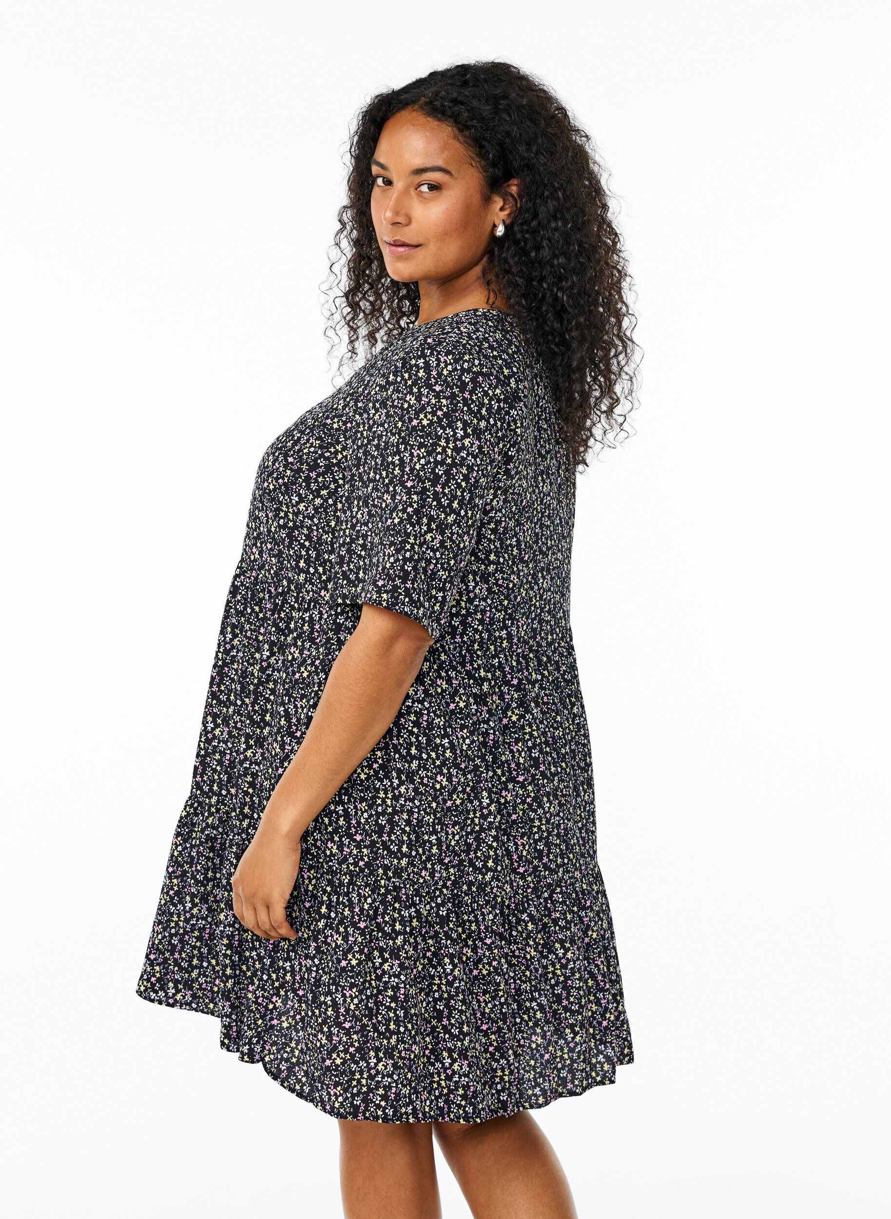 ZizziLyhythihainen A-linjainen mekko, jossa on leikkauslinja, Musta, Model image number 2