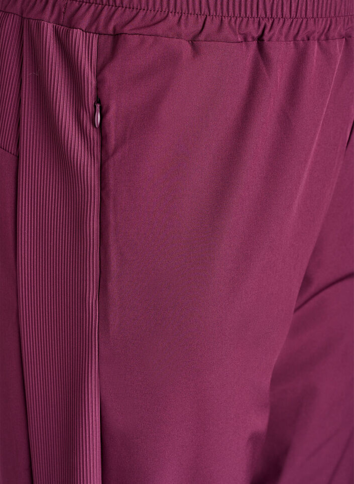 Kevyet treenihousut taskuilla, Punainen, Packshot image number 2