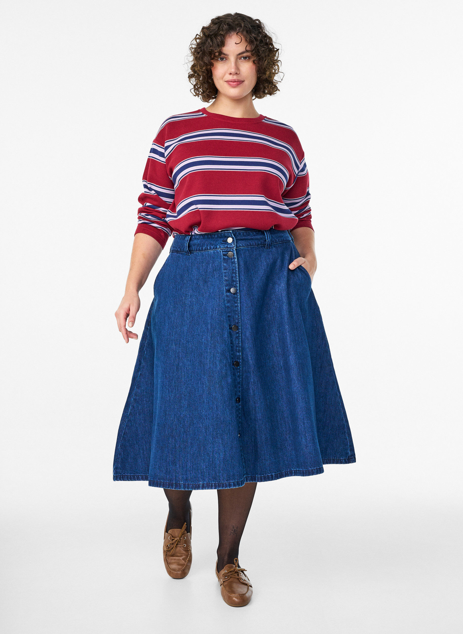 Zizzi Jerseypusero leveill&auml; raidoilla, Punainen, Model image number 1