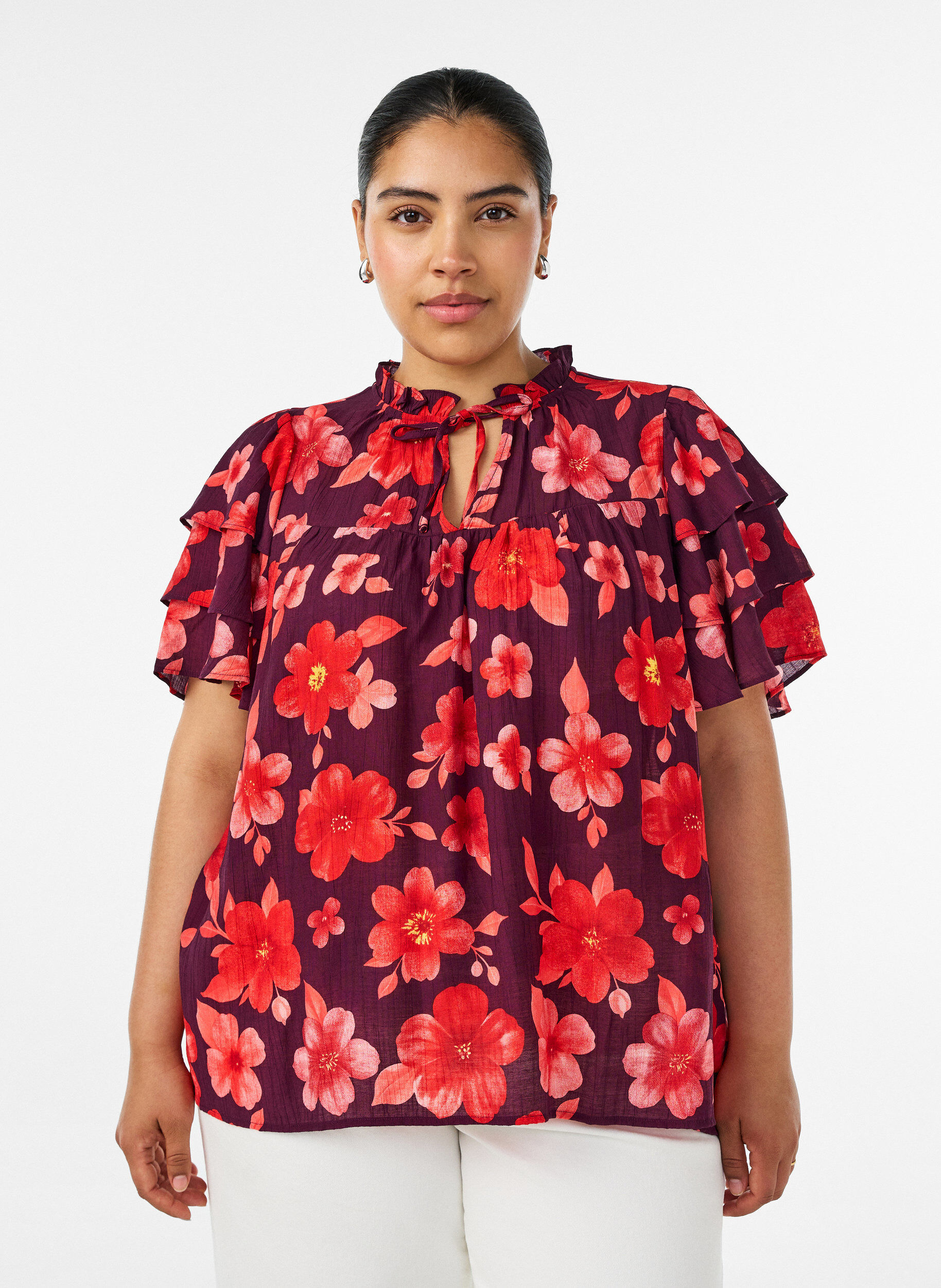 ZizziKukkakuosinen viskoosipusero r&ouml;yhel&ouml;hihoilla, Violetti, Model image number 0