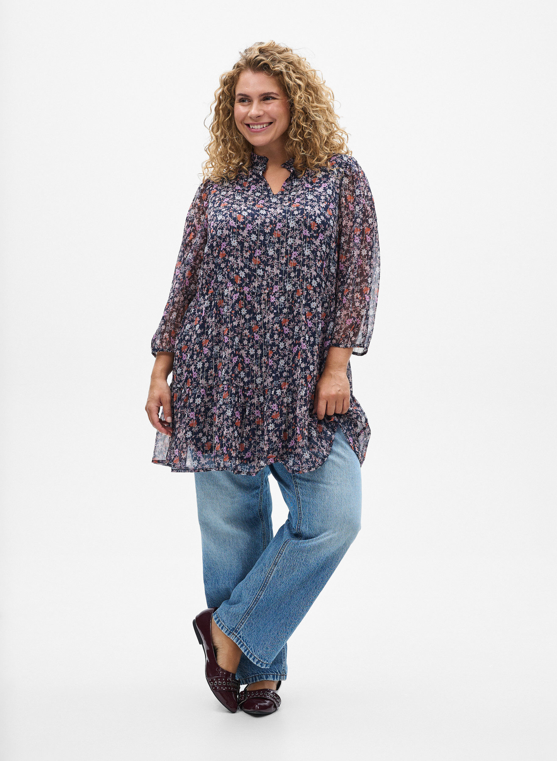 ZizziTunika kukkakuviolla ja kimaltavilla langoilla, Sininen, Model image number 1