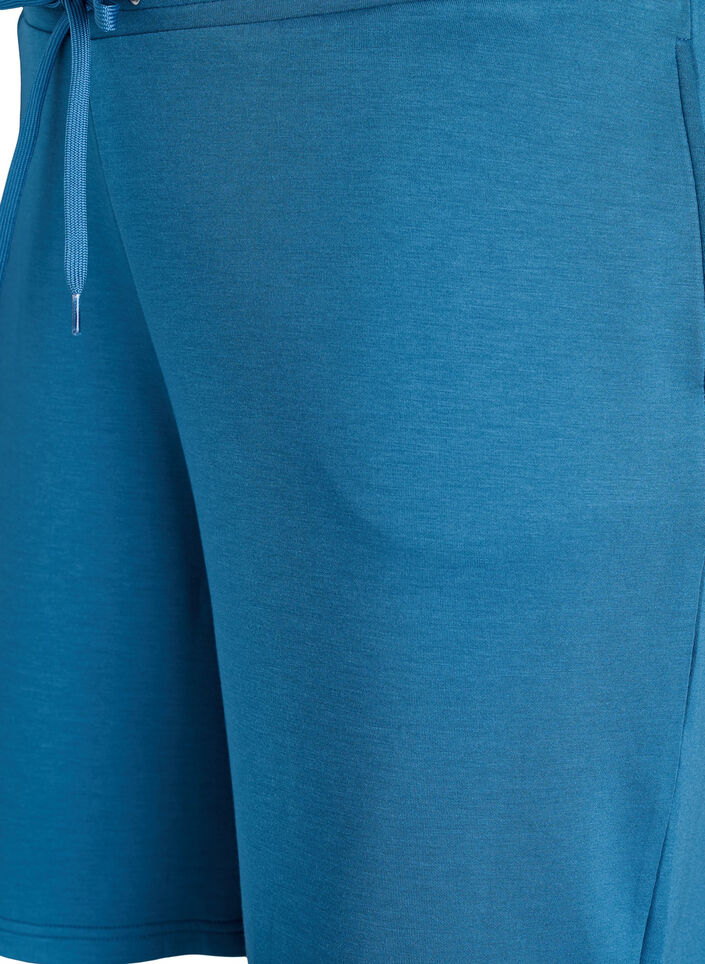 Shortsit modaalisekoitteesta taskuilla, Sininen, Packshot image number 2