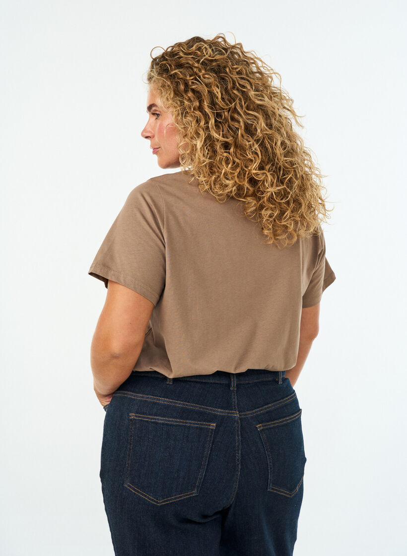 Puuvillainen T-paita etuprintill&auml; ja V-p&auml;&auml;ntiell&auml;, Ruskea, Model image number 2