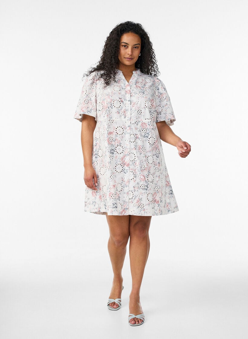 Puuvillamekko kukkaprintill&auml; ja brodeeratulla pitsill&auml;, Vanilja, Model image number 1