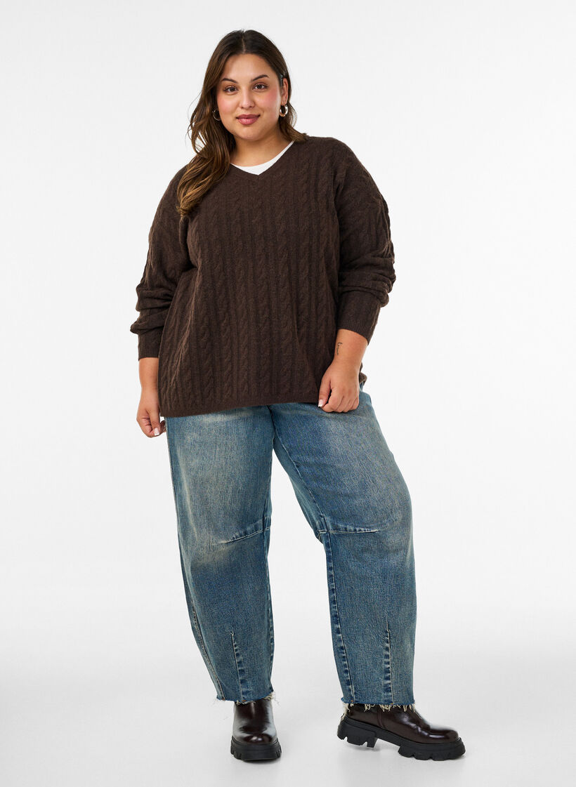 Neulepusero palmikkoneuleella ja V-p&auml;&auml;ntiell&auml;, Ruskea, Model image number 1