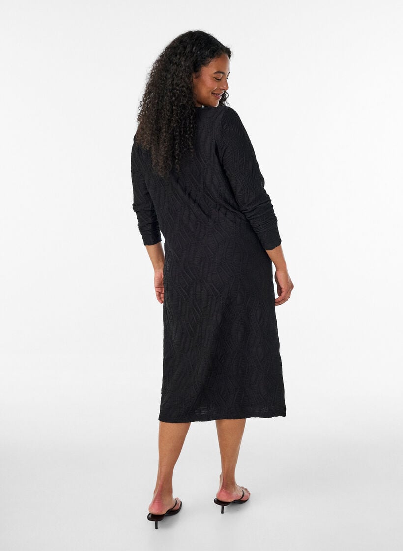 Midimekko aaltoilevalla tekstuurilla ja pitkill&auml; hihoilla, Musta, Model image number 1