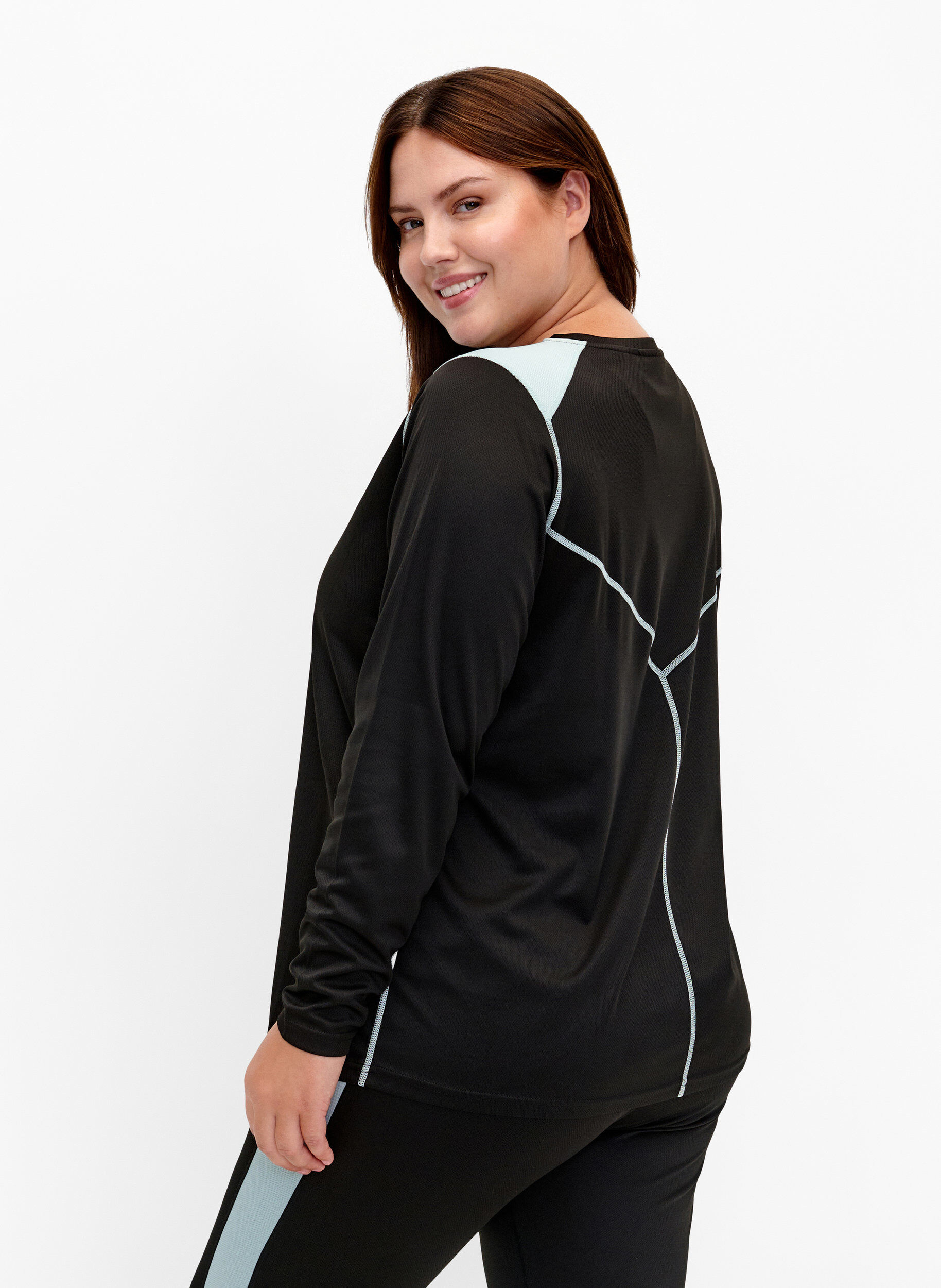 Zizzi Kontrastiv&auml;rinen urheilualuspaita, Black w. Gray Mist, Model image number 1