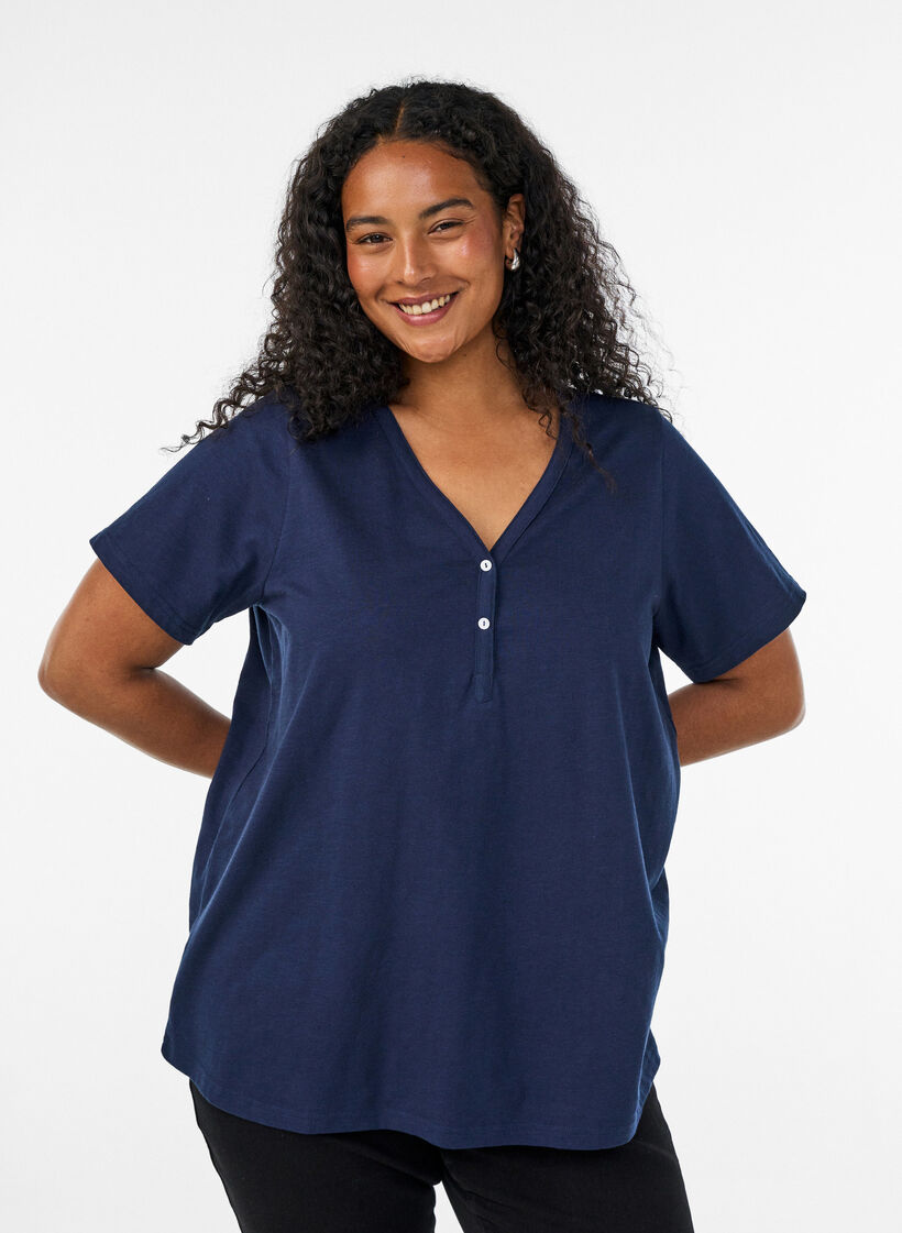 T-paita nappiyksityiskohdilla, Sininen, Model image number 0