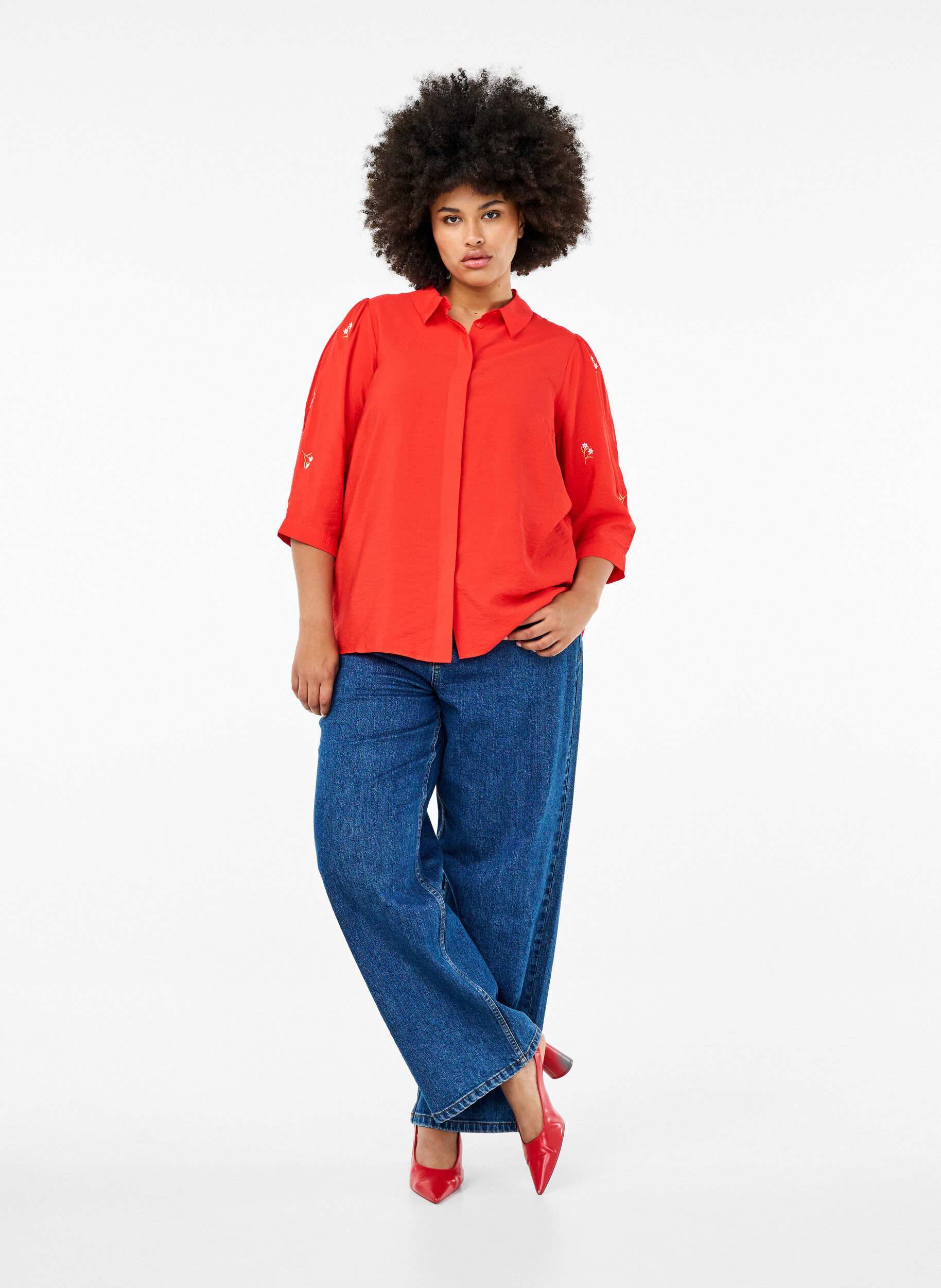 Zizzi 3/4-hiha pusero kukkakirjailulla, Flame Scarlet, Model image number 2