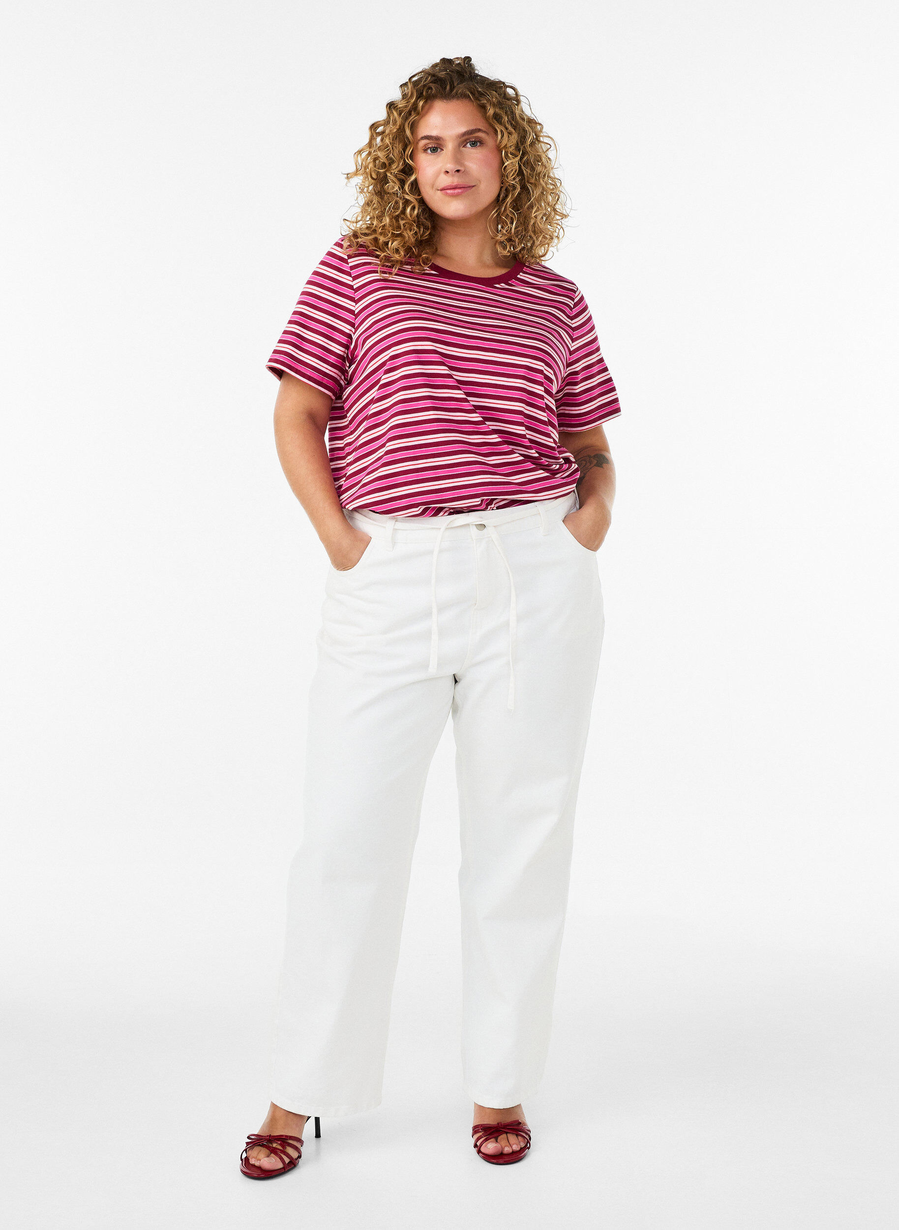 ZizziRaidallinen luomupuuvillainen T-paita, Punainen, Model image number 1