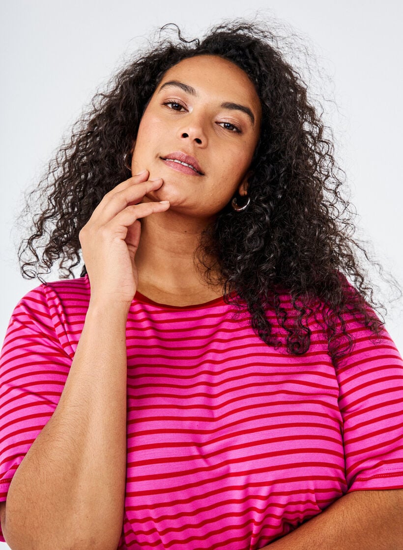 T-paita, jossa TENCEL™ Lyocell -kuitua ja raitakuosi, Vaaleanpunainen, Image image number 0