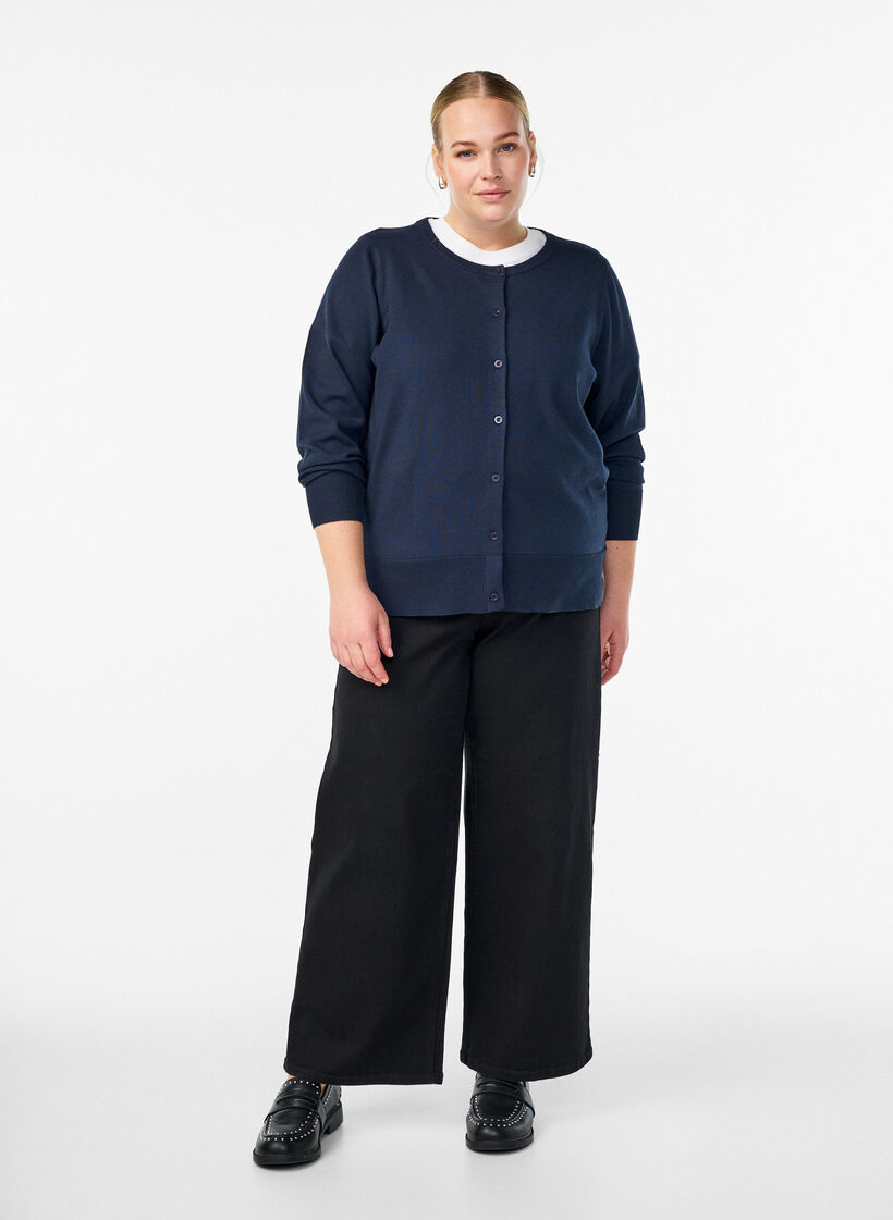 Hienoneulottu neuletakki py&ouml;re&auml;ll&auml; p&auml;&auml;ntiell&auml;, Sininen, Model image number 1