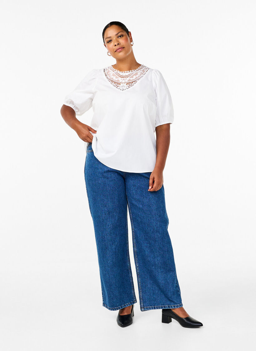 Lyhythihainen pusero, jossa on pitsinen yksityiskohta, Bright White, Model image number 2