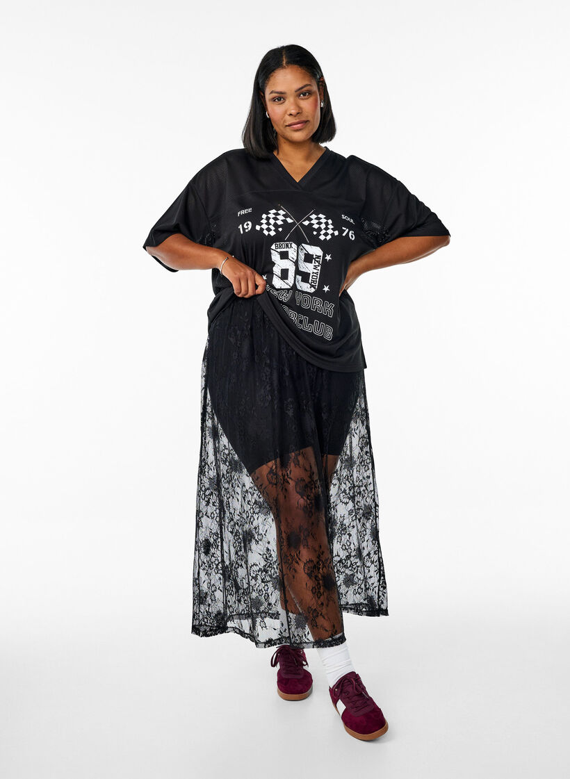 Pitkä hame läpinäkyvästä pitsistä, Black, Model image number 0