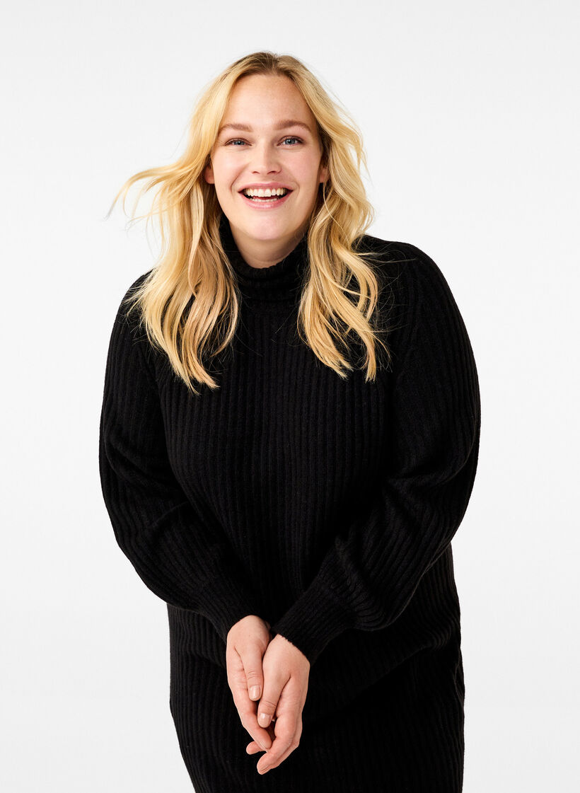 Pitkä neulemekko poolokauluksella, Black, Model image number 2