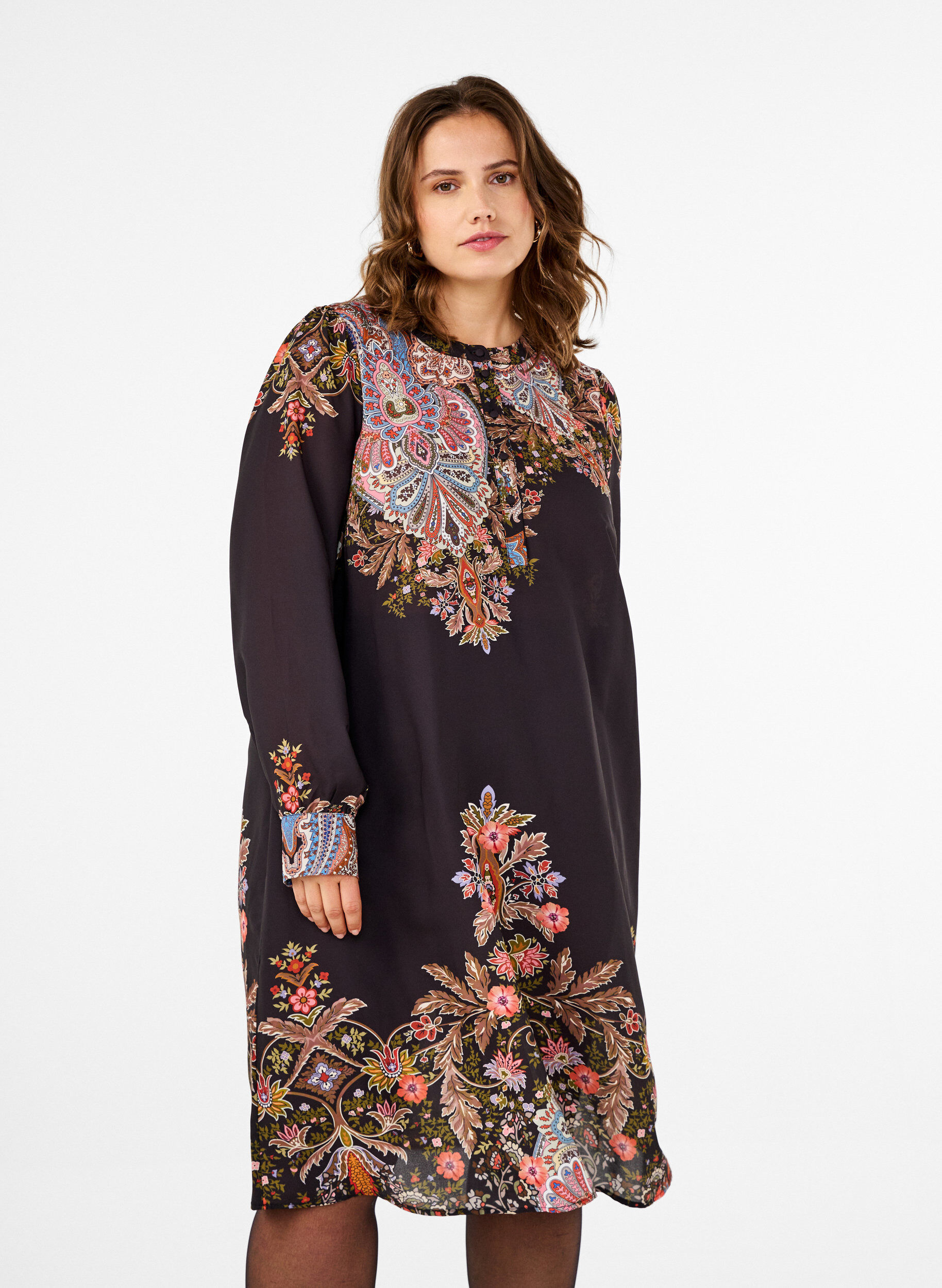 Zizzi Midi-mekko paisley-kuvioinnilla, Black Paisley, Model image number 0