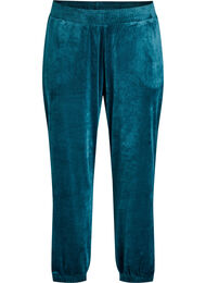 Väljät samettihousut, Vihreä