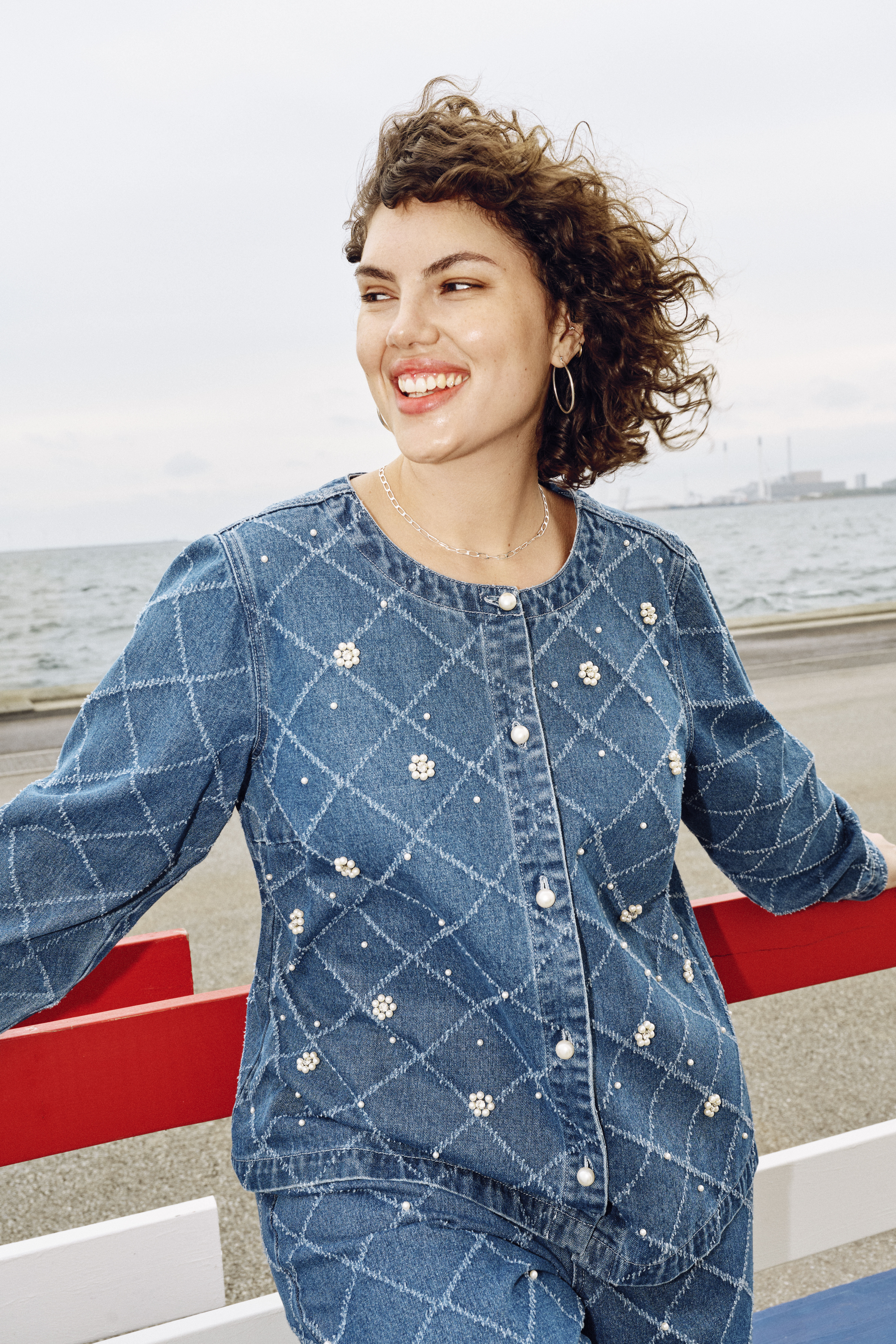 Zizzi Denim-set with pearl details, , Model