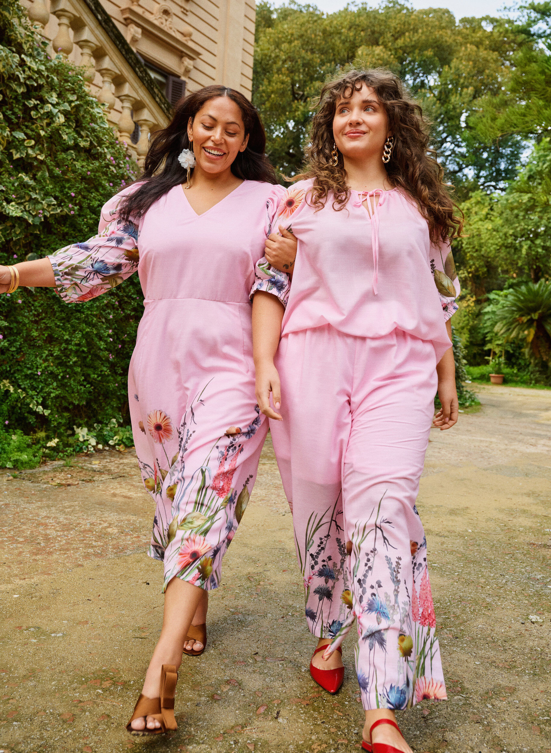 Zizzi Midimekko empirelinjalla ja kukkakuosilla, Vaaleanpunainen, Image image number 0