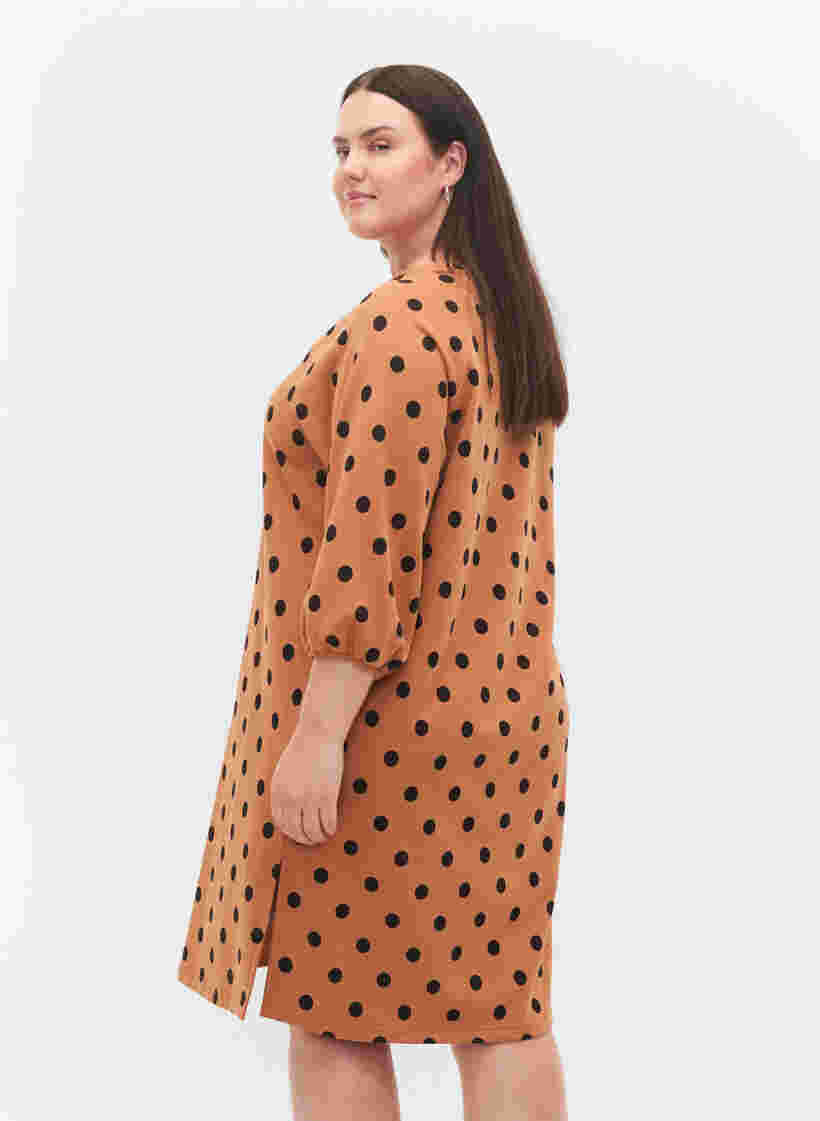 Pilkullinen mekko 3/4-hihoilla, Almond Black Dot, Model image number 1