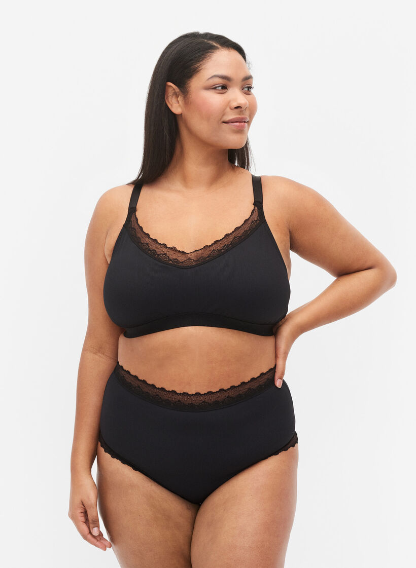 Korkeavyötäröiset hipsterit pitsillä, Black, Model image number 0