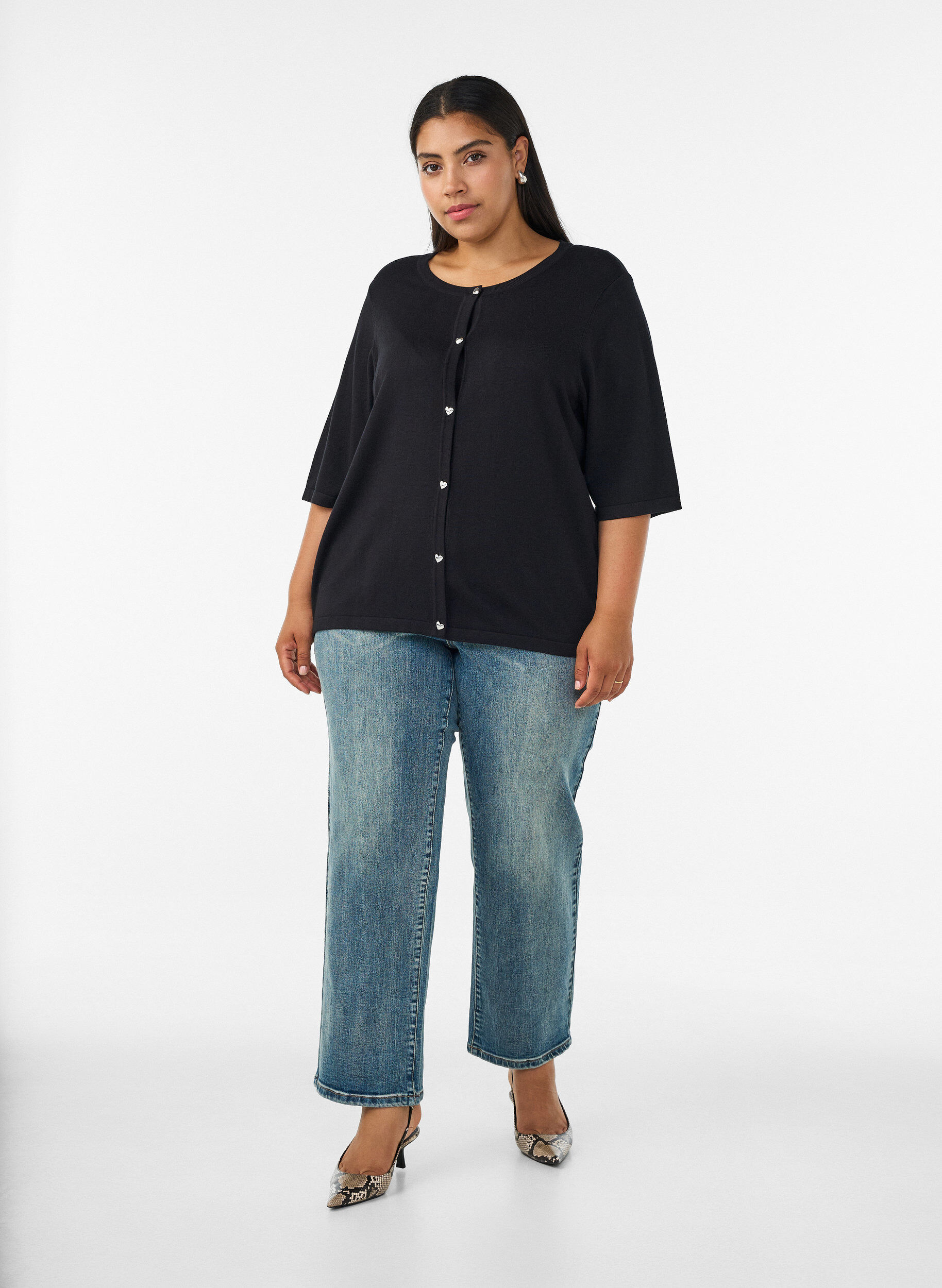 ZizziNeulecardigan syd&auml;nnapeilla ja lyhyill&auml; hihoilla, Musta, Model image number 1