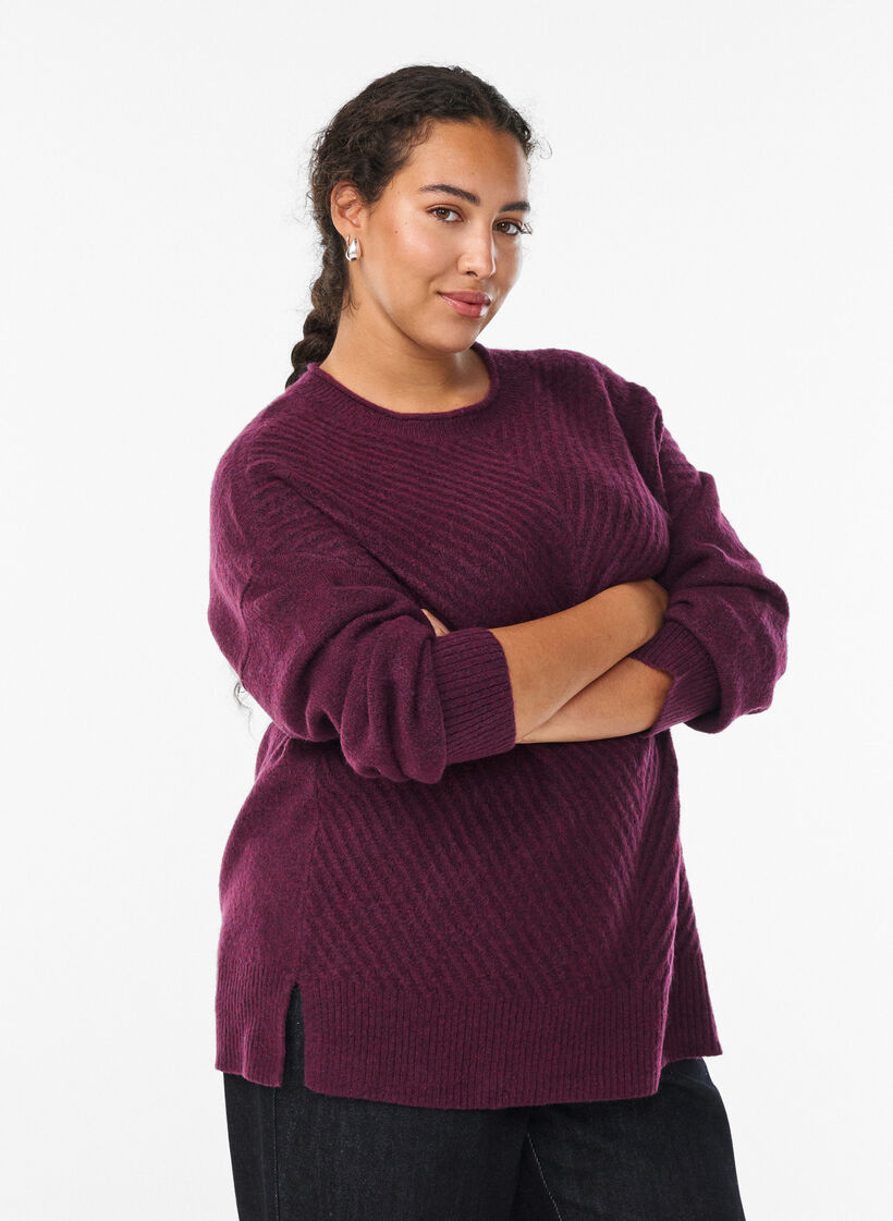 Neulepusero, jossa V-muotoinen ribikuvio ja halkiot, Violetti, Model image number 0