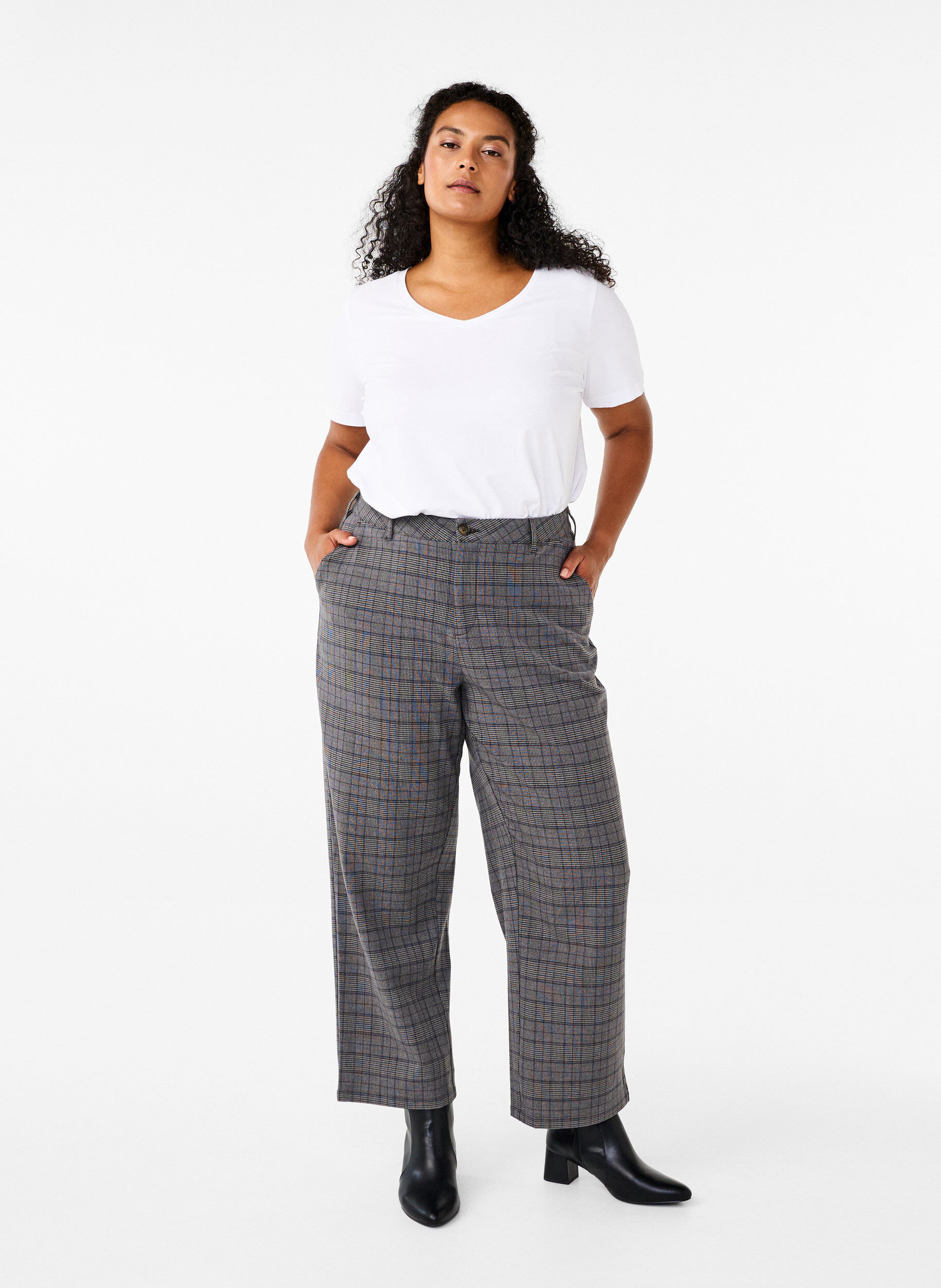 ZizziYksiv&auml;rinen perus t-paita puuvillasta, Valkoinen, Model image number 1