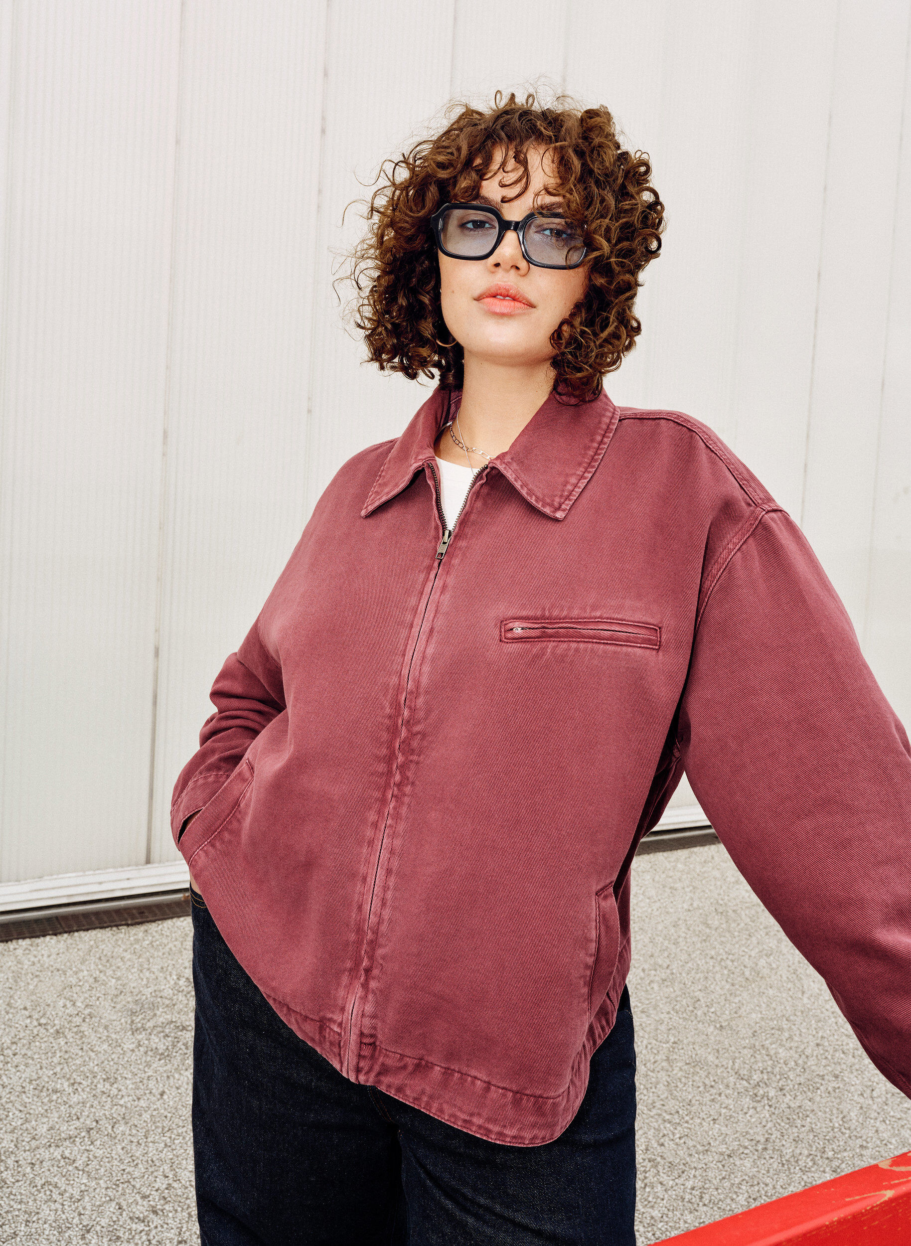 Zizzi V&auml;rik&auml;s denimitakki vetoketjukiinnityksell&auml;, Punainen, Image image number 0