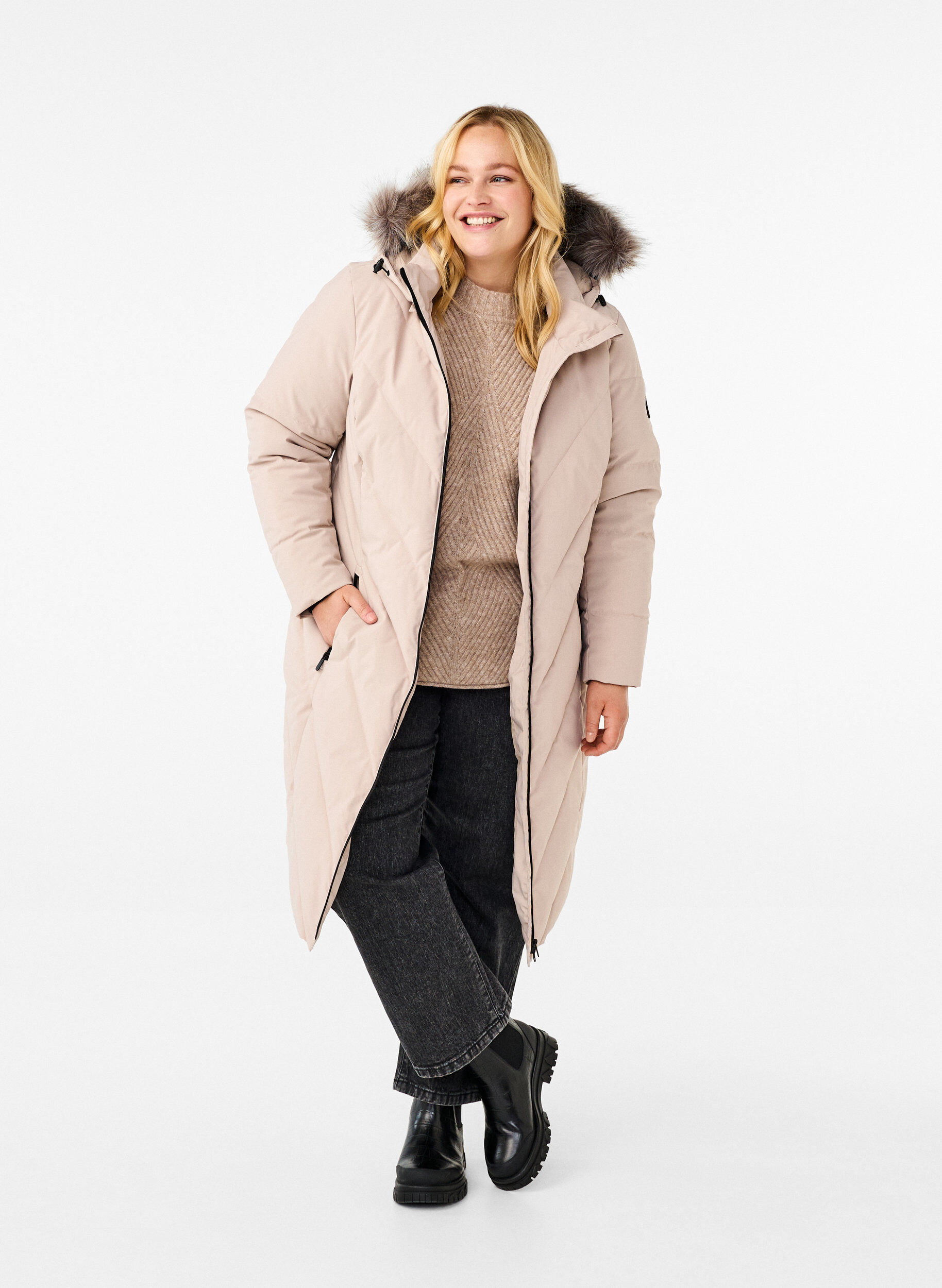 ZizziPitk&auml; talvitakki koukku-kiinnityksill&auml; ja tekoturkiskauluksella, Beige, Model image number 1