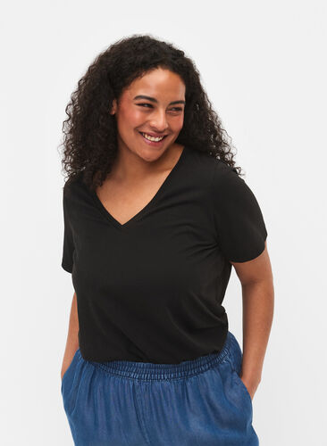 Lyhythihainen t-paita v-pääntiellä, Black, Model image number 0