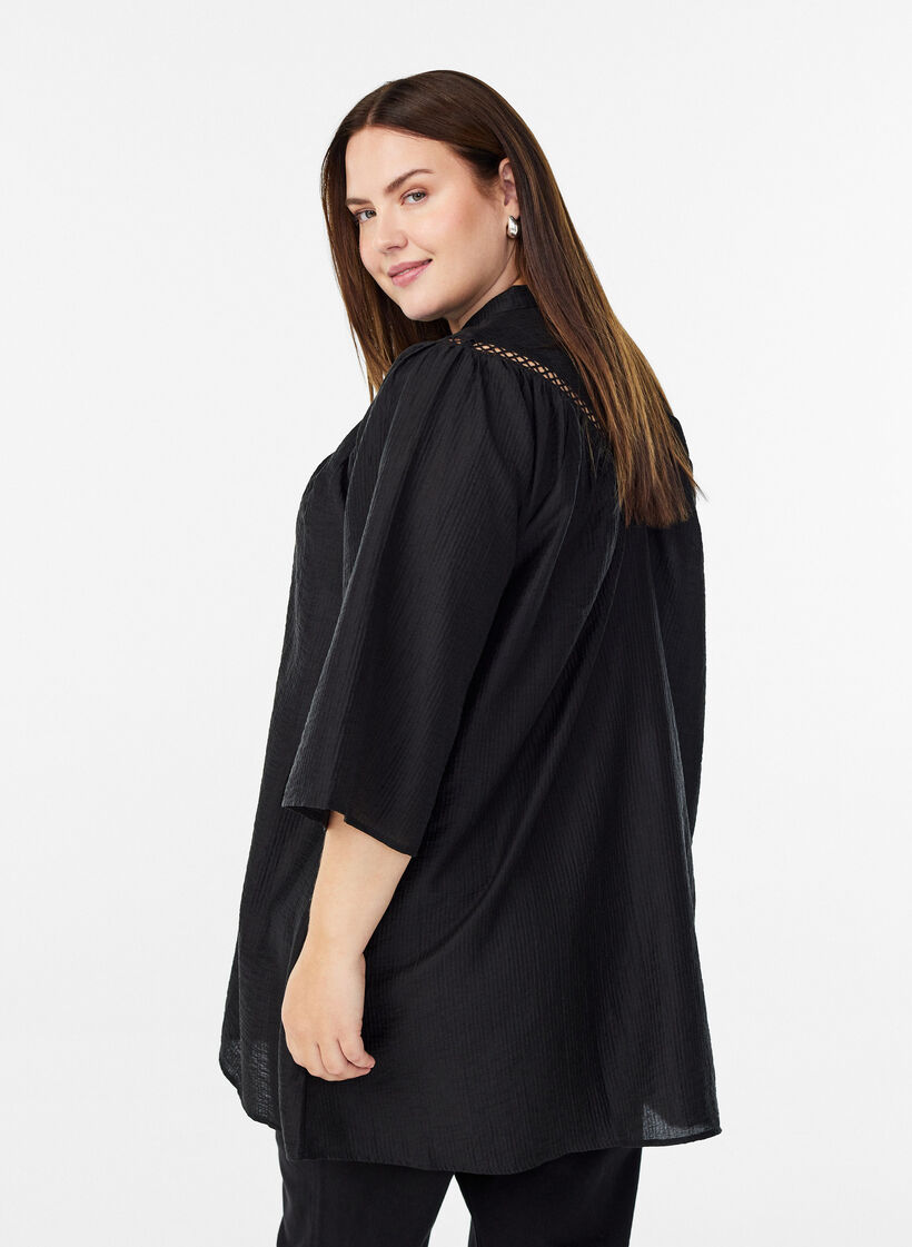 Tunika virkkausyksityiskohdilla ja raitatekstuurilla, Musta, Model image number 2