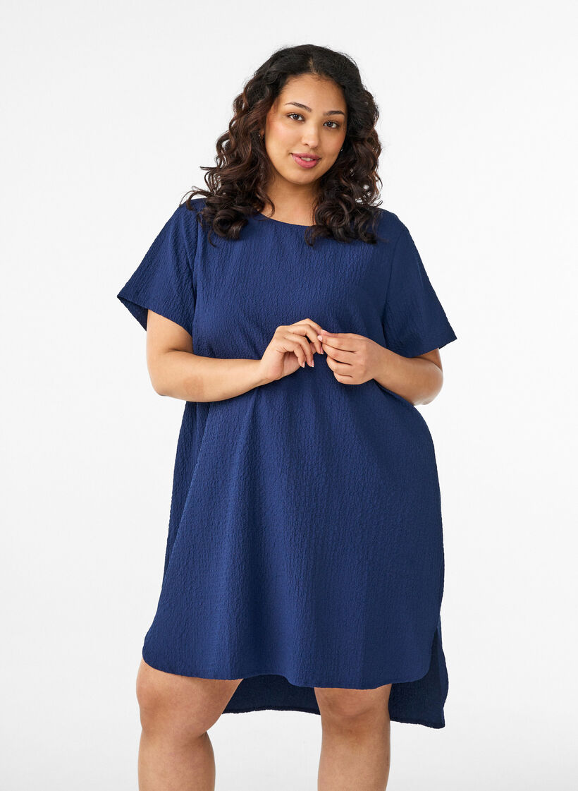 Lyhyt mekko, jossa on ryppyinen pinta ja lyhyet hihat, Sininen, Model image number 0
