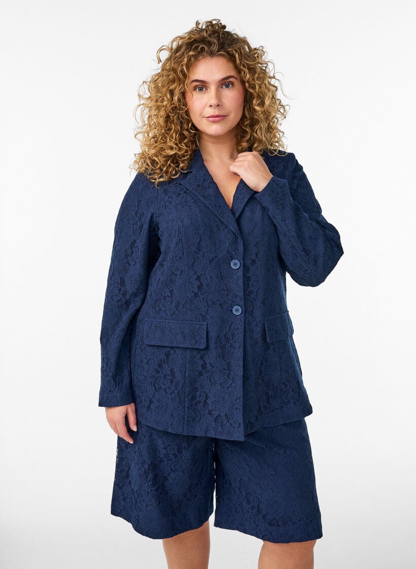 Korkeavy&ouml;t&auml;r&ouml;iset pitsi-bermudashortsit, Sininen, Model image number 0