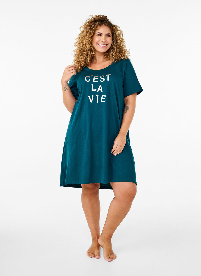 Lyhythihainen y&ouml;paita luomupuuvillaa, Vihre&auml;, Model image number 1