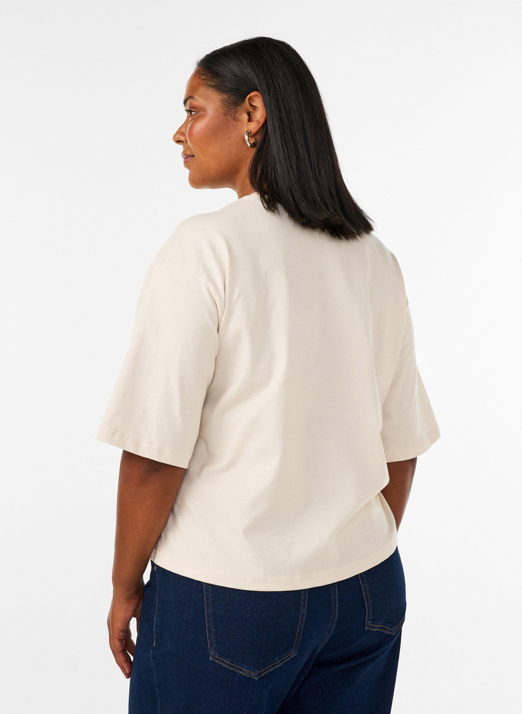 ZizziT-paita tekstiprintill&auml; ja merkeill&auml;, Beige, Model image number 2