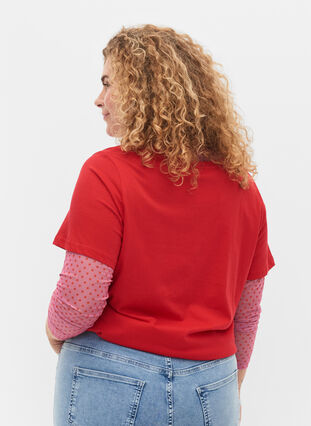 Lyhythihainen puuvillainen t-paita tekstipainatuksella, Chinese Red, Model image number 1