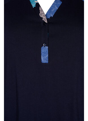 Lyhythihainen puuvillainen yömekko printtiyksityiskohdilla, Blue Flower, Packshot image number 2
