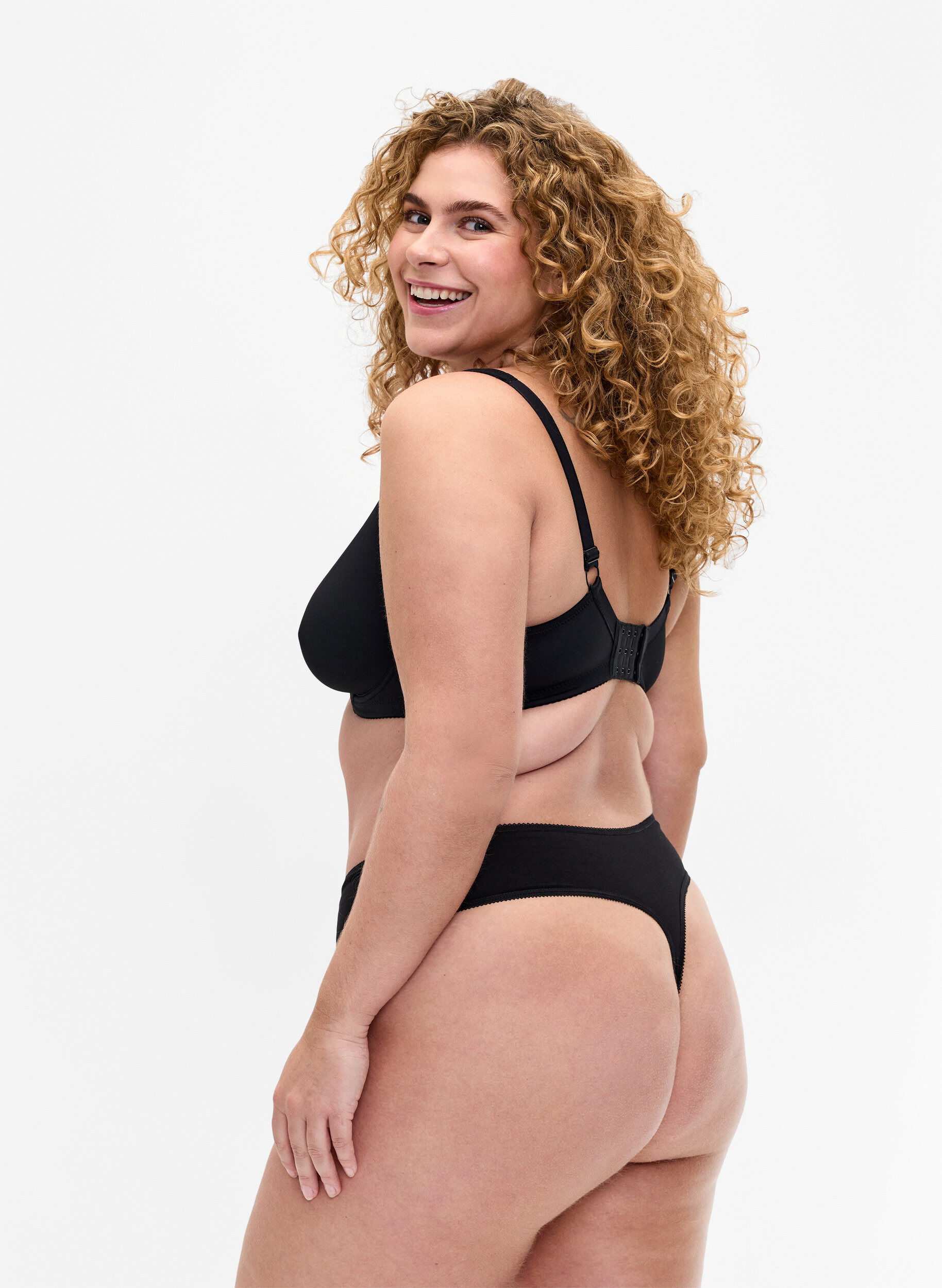 Zizzi7-pack puuvillaiset stringit, Musta, Model image number 1