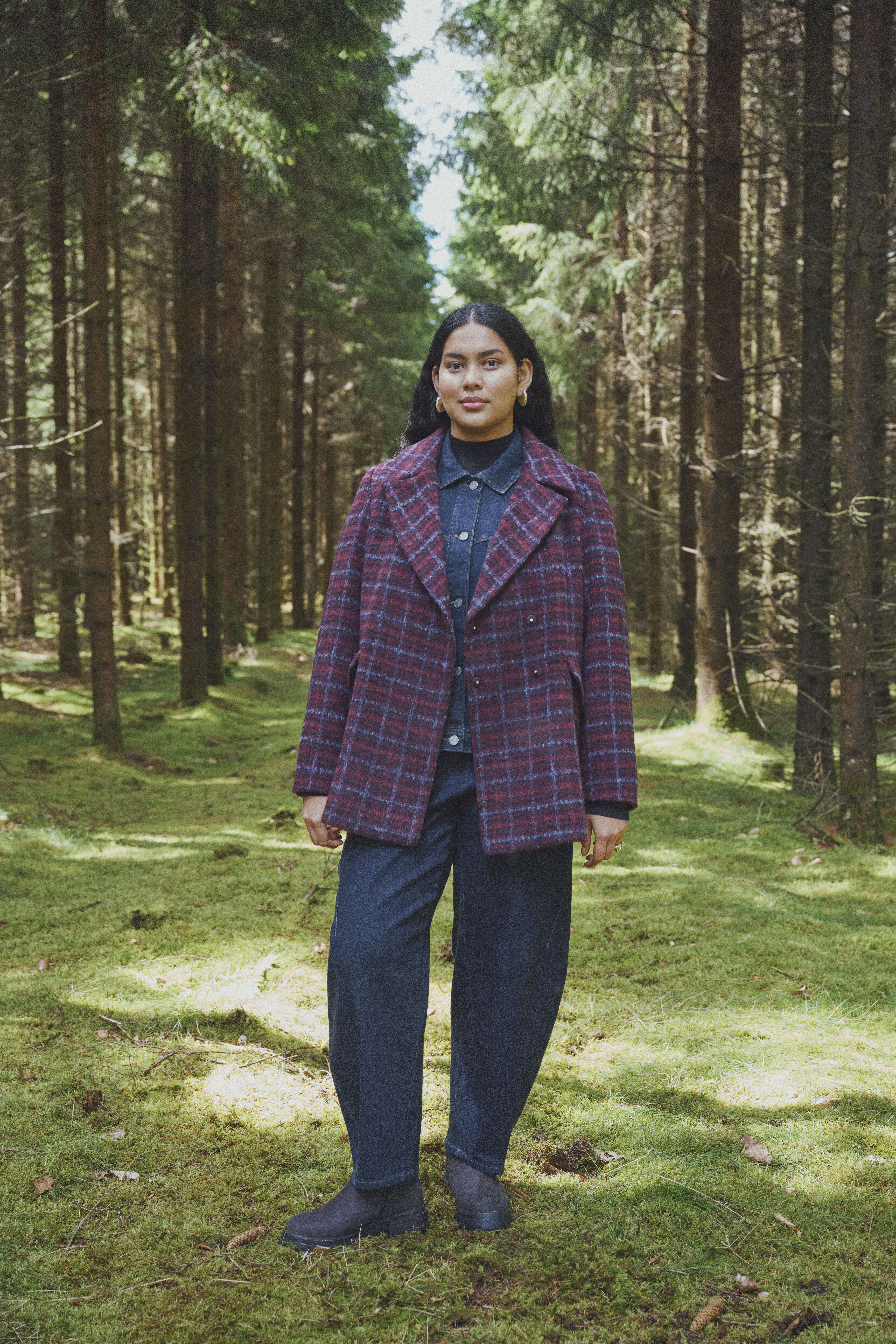ZizziMets&auml;ist&auml; eleganssia ruuduissa, , Model