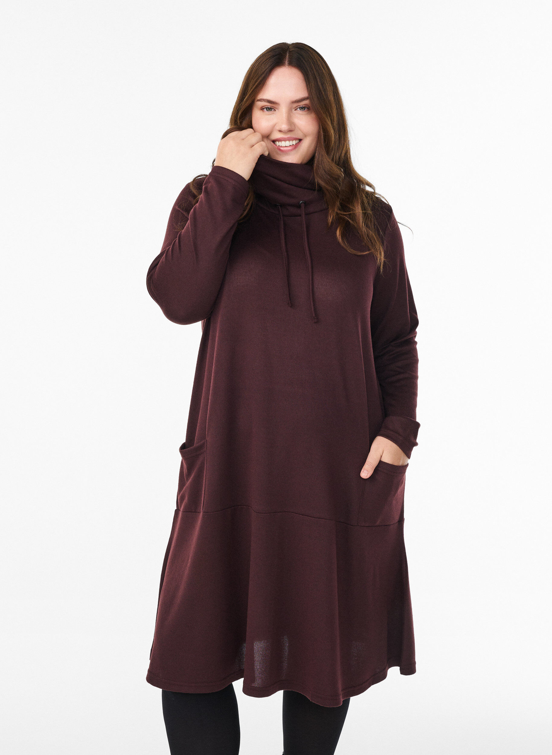 Trikoomekko, jossa korkea kaulus ja taskut, Punainen, Model