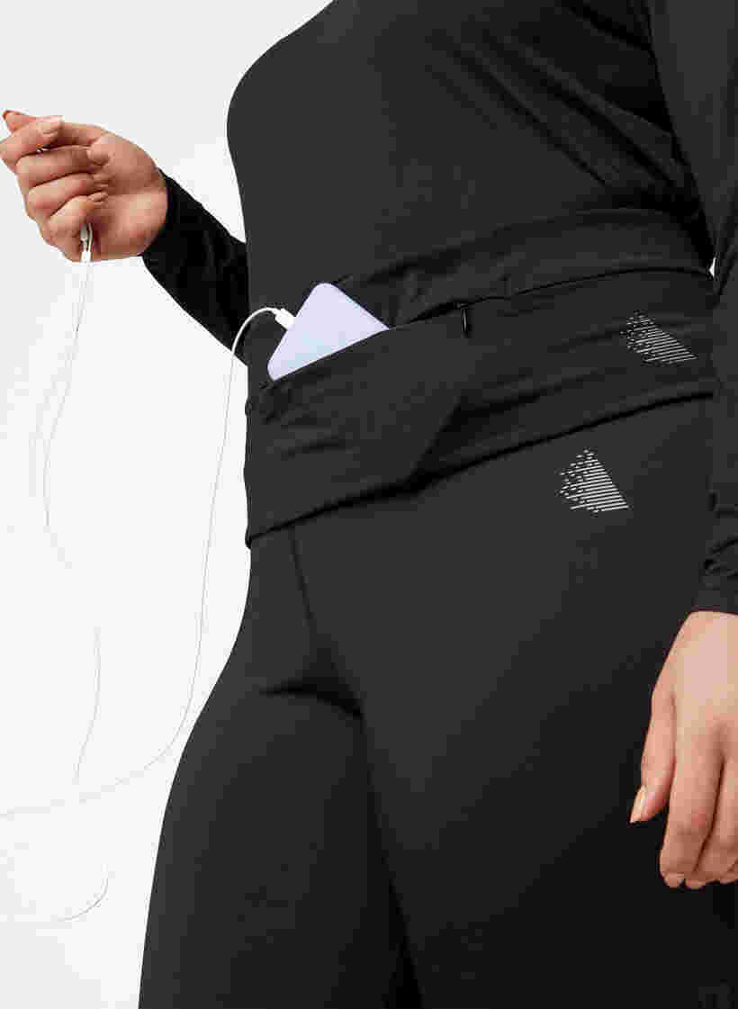 Treenivyö taskuilla ja vetoketjulla, Black, Model image number 3