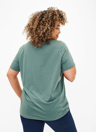 FLASH – kuviollinen t-paita, Balsam Green Star, Model image number 1