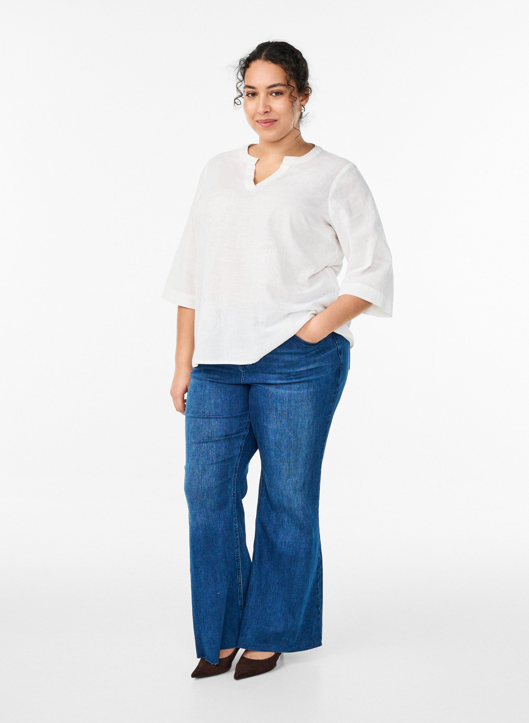 Zizzi Puuvillapusero kirjailuilla yksityiskohdilla ja 3/4-hihoilla, Valkoinen, Model image number 1